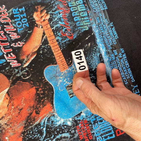 Brad Paisley Mens T-Shirt H2O Wetter & Wilder 2011 Tour Black Crewneck Casual - Picture 7 of 7